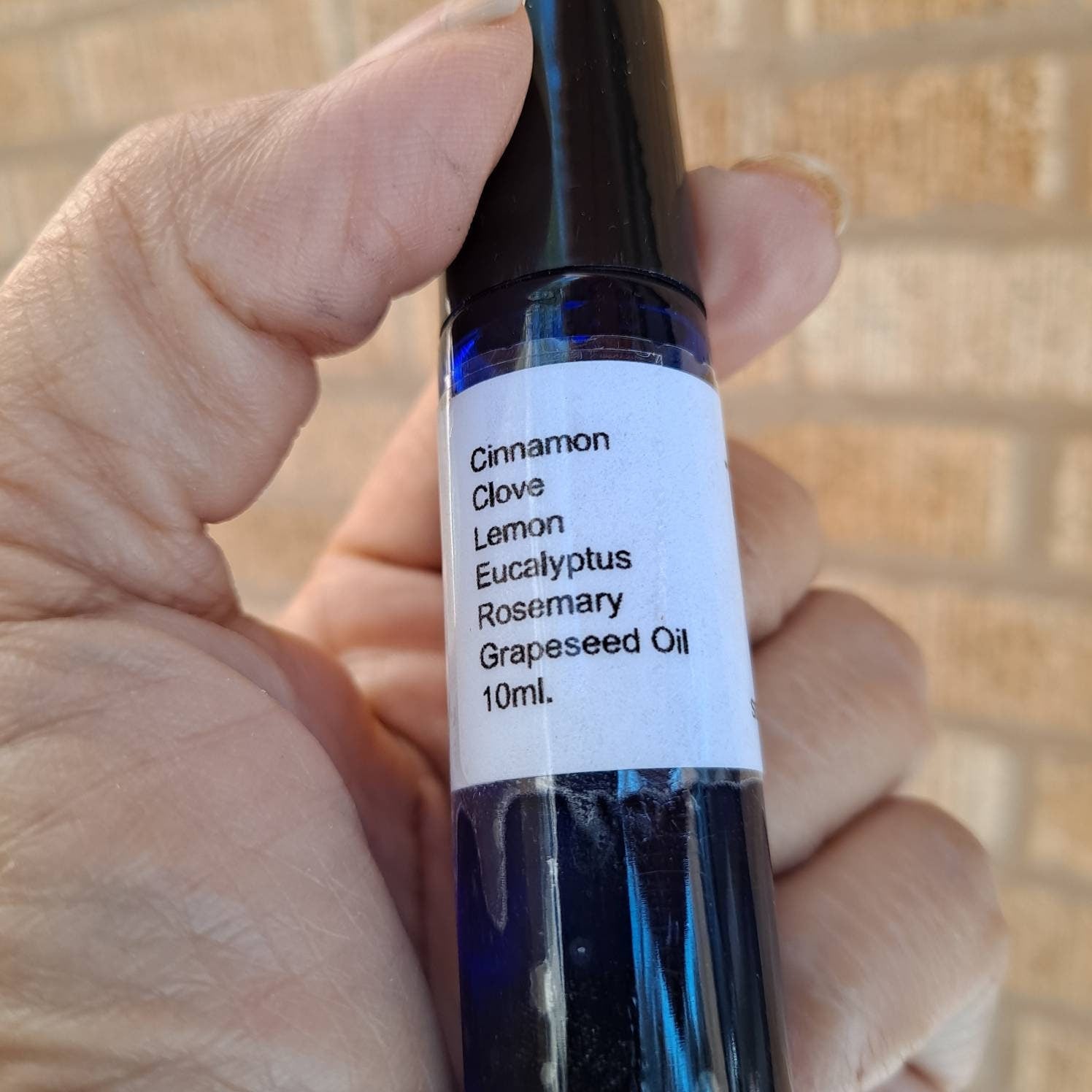 Thieves young living essential oil Aromatherapy Self Care roll on from Texas